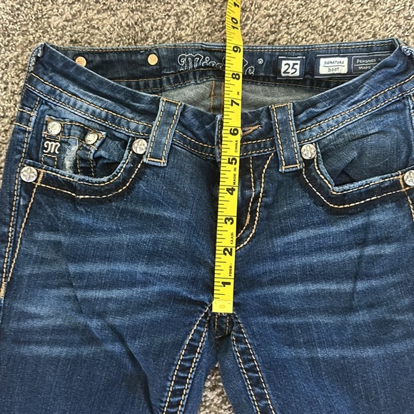 Miss me size 25 boot cut jeans with bling buttons dark wash - Picture 4 of 5